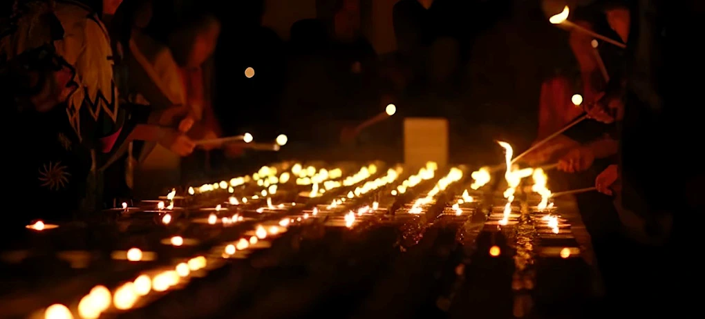 Omairi in Hondo, Sento Shogon (1000 oil lamps)