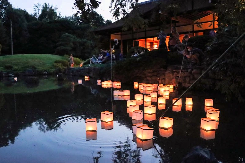 2025: Obon Lantern Floating Ceremony - Okuribi: Honoring Ancestors by Launching Lanterns, Shofuso Japanese House and Garden | Japanese-City.com