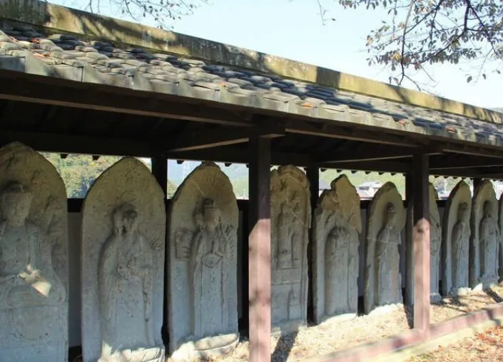 Lecture by Morgan Pitelka - The Material Culture of Religious Practice in Late Medieval Castle Towns | Japanese-City.com