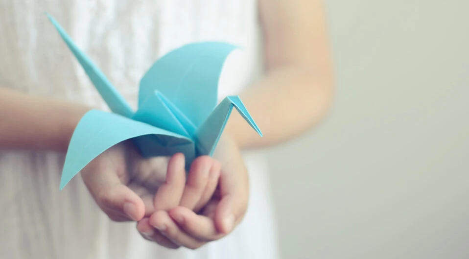 2023 - 1,000 Paper Cranes for Hiroshima (Paper Crane Folding Activity, The Anniversary of the Bombing of Hiroshima) | Japanese-City.com