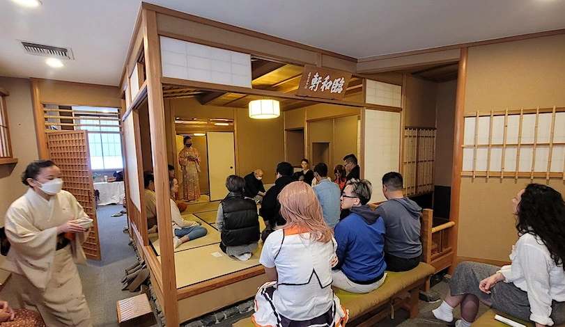 2023 Winter Japanese Tea Ceremony at Kanso-An (Hokka Nichibei Kai) Experience the Tea Ceremony & Learn About its Rich History & Cultural Significance | Japanese-City.com