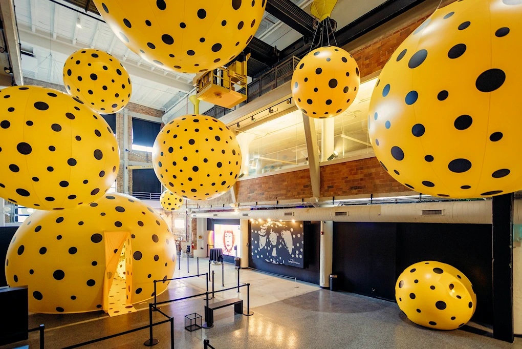 2024 Dots Obsession at WNDR’s Chicago Atrium and Transports Visitors into Artist Yayoi Kusama’s Obsession with Polka Dots