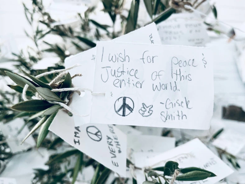 2024 Spread Peace: Wish Tree by Yoko Ono: Visitors Are Invited to Reflect and Write their Wishes for Peace in the Tateuchi Courtyard | Japanese-City.com