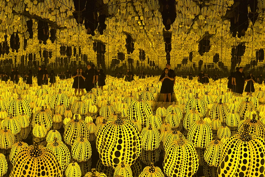 2025-2026 Return to Infinity: Yayoi Kusama - Dallas Museum of Art. Visitors Can Immerse Themselves in the Mesmerizing World of Yayoi Kusama | Japanese-City.com