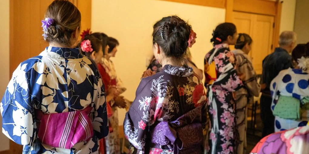 2025 Toro Nagashi Festival Event (Performances, Taiko, Floating Lanterns is a Ceremony to Honor Those Who Passed, Beer & Sake Garden) 2 Days | Japanese-City.com
