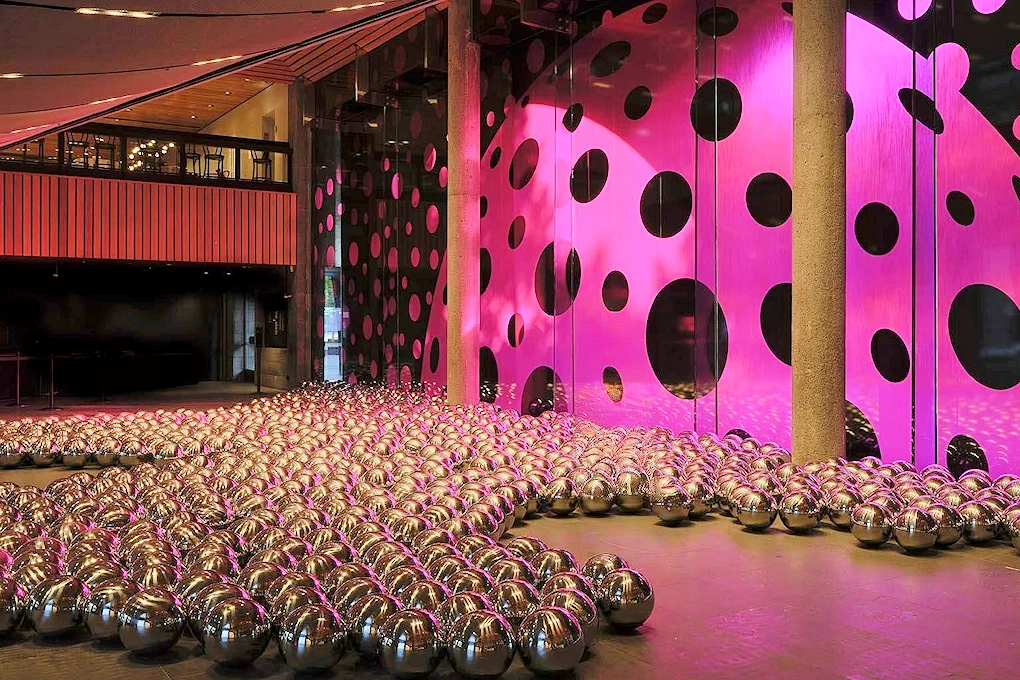 Yayoi Kusuma | Japanese-City.com