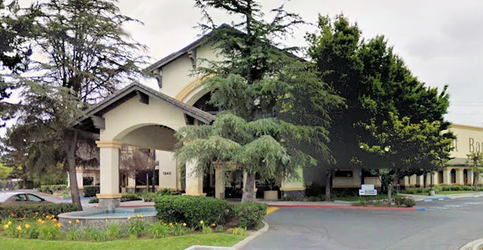 Phoenix Club of Anaheim | Japanese-City.com