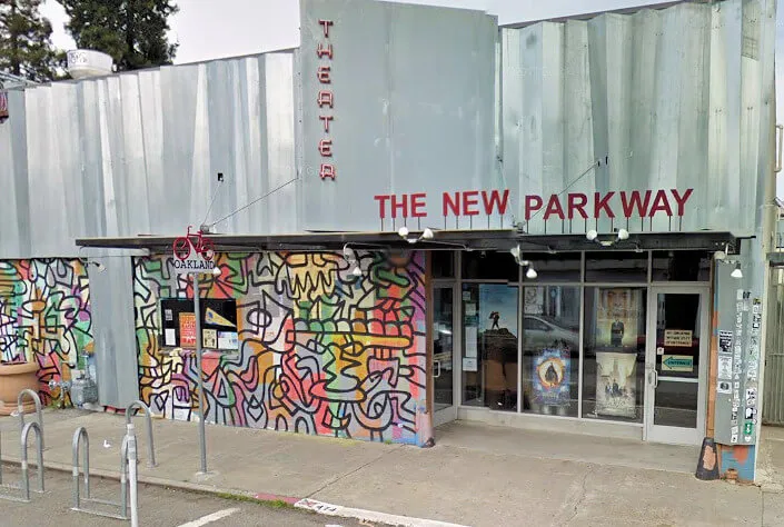 The New Parkway Theater | Japanese-City.com