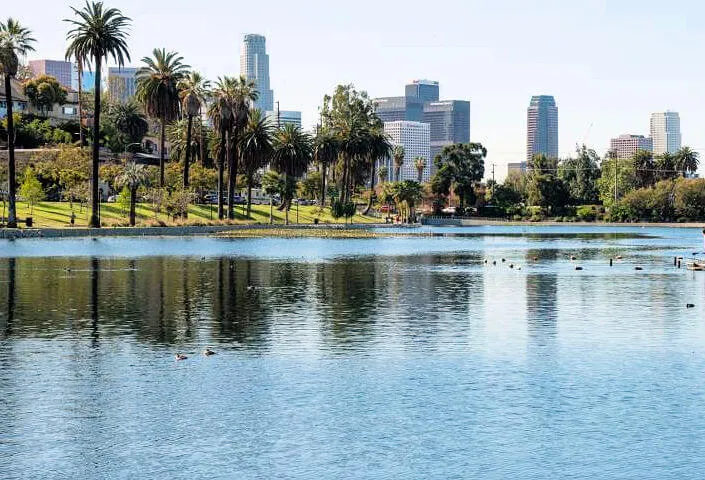 Echo Park Lake | Japanese-City.com