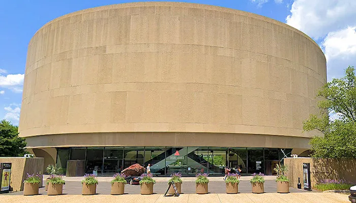 Hirshhorn Museum and Sculpture Garden | Japanese-City.com