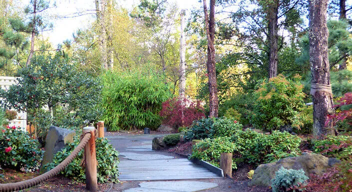 Gresham Japanese Garden - Tsuru Island (Sue Do)  | Japanese-City.com