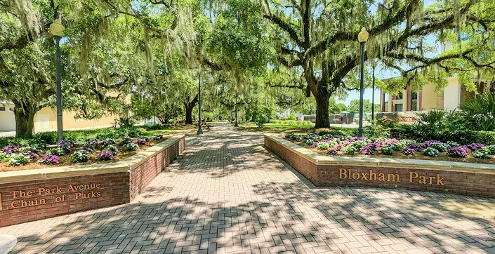 Tallahassee’s Lewis and Bloxham Parks | Japanese-City.com