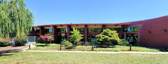 Millbrae Library Plaza | Japanese-City.com