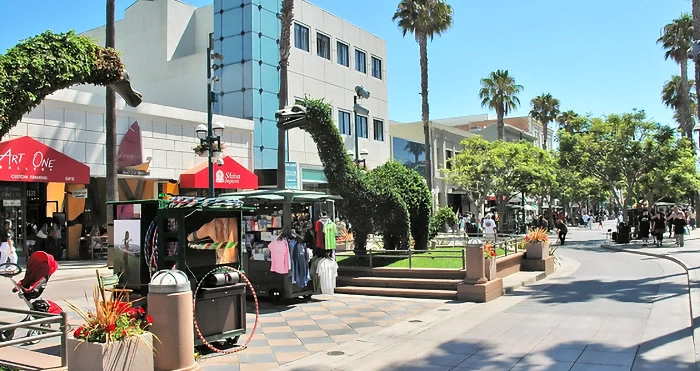 Santa Monica Third Street Promenade  | Japanese-City.com