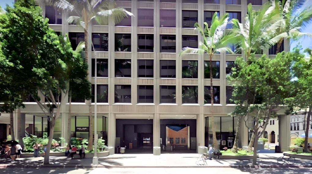 Tidepools, Central Pacific Bank | Japanese-City.com