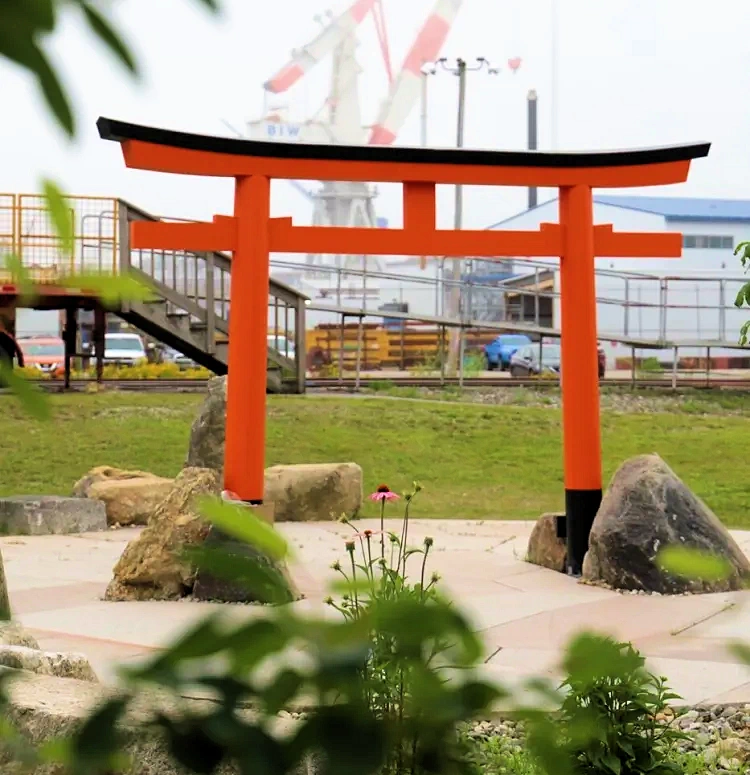 Bath, Maine - Memorial Garden (Honoring Japanese Rescuers of Tsugaru in 1889 with Torii Gate & Memorial Garden) | Japanese-City.com