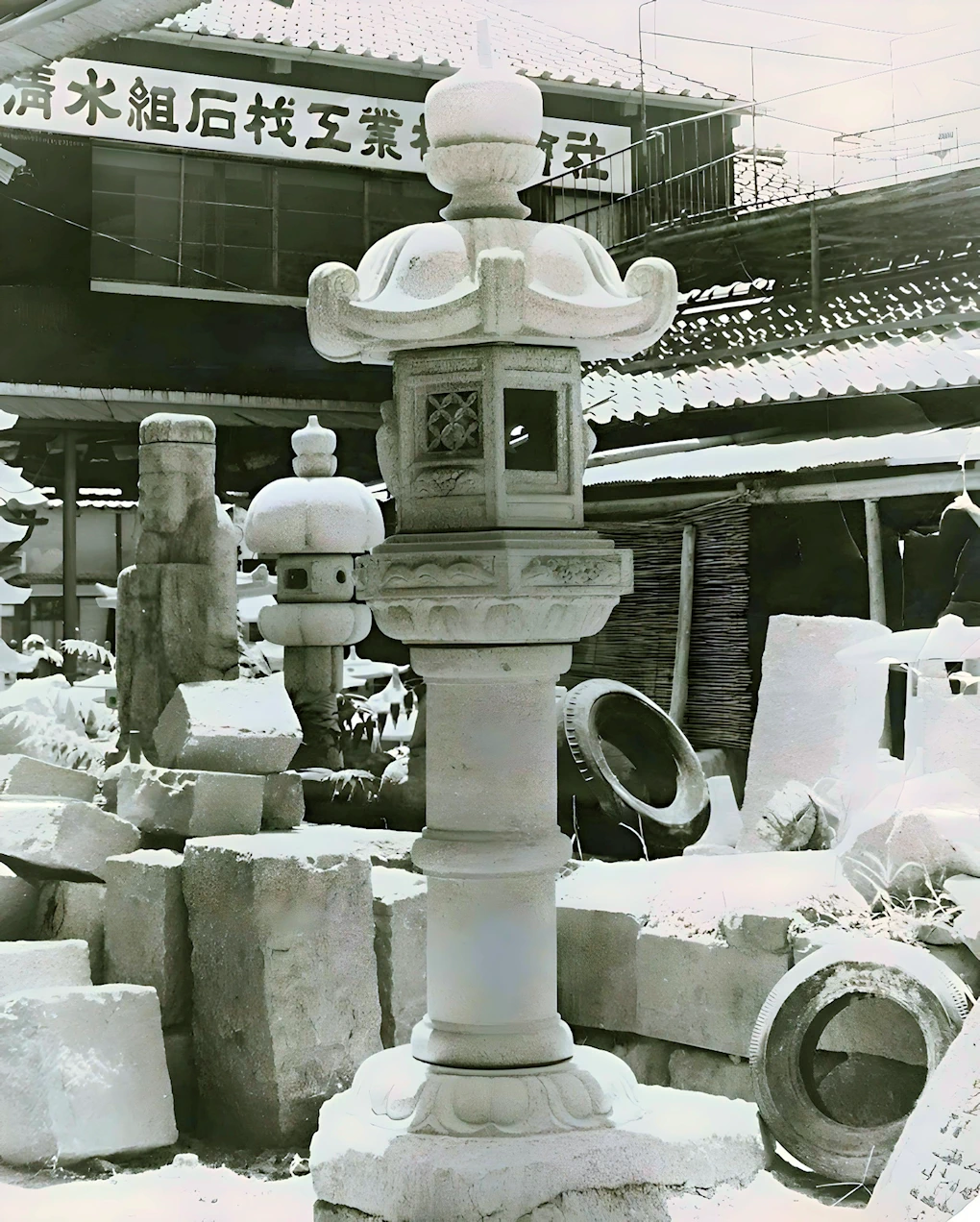 Japanese “Kasuga” Stone Lantern (Eight-Foot Tall, 3,921-Pound) at Dodger Stadium  | Japanese-City.com