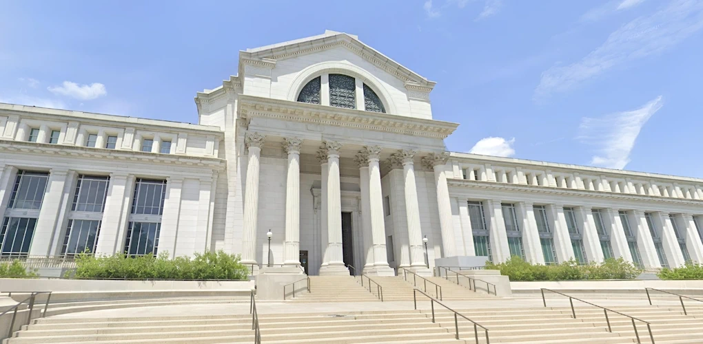 Baird Auditorium - Museum of Natural History | Japanese-City.com
