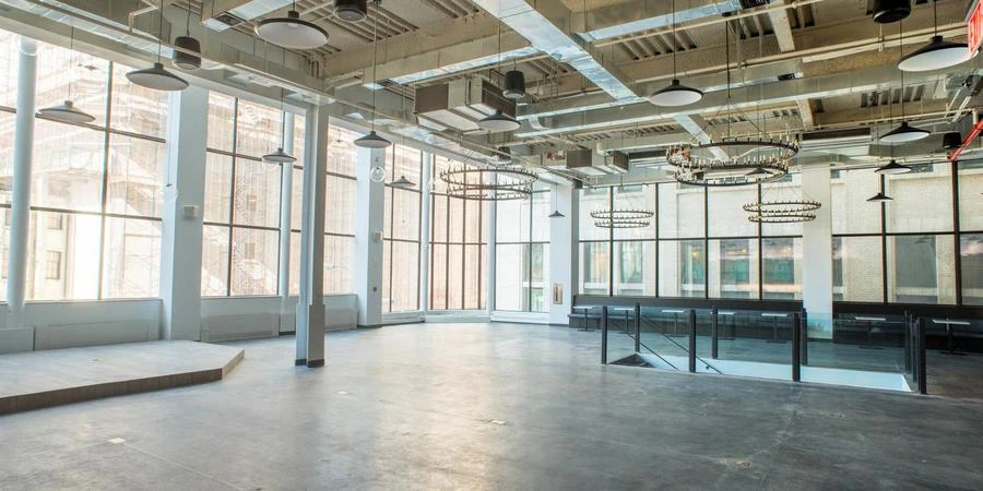 The Mezzanine  | Japanese-City.com